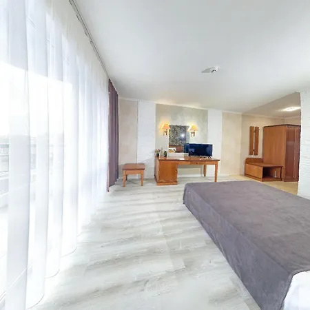 Hotel Yo Saints Constantine and Helena