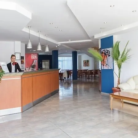 Hotel Yo Saints Constantine and Helena