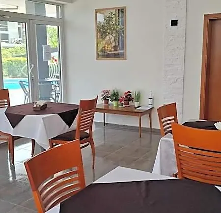 酒店 Yo 圣君士坦丁和海伦那