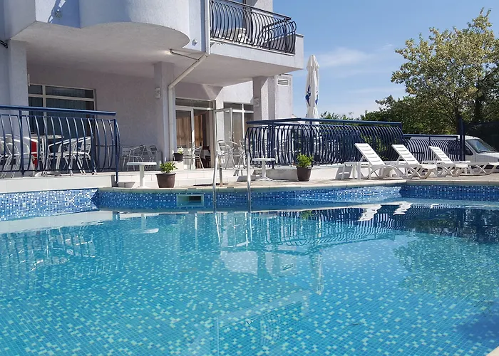 Hotel Yo St Constantin et Helena